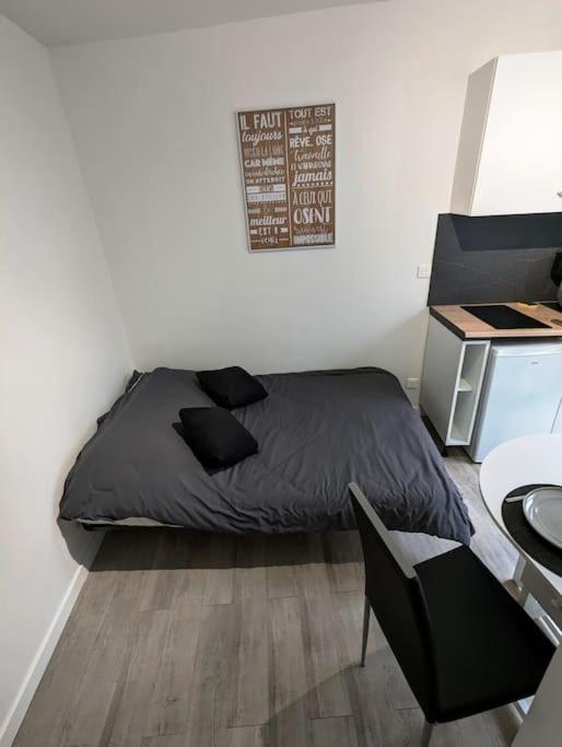 Cosy - Proche Zenith Apartment *